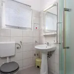Apartament Gorgeous In With Wifi Pinezići