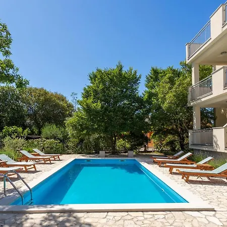 Apartment Beautiful In With Wifi Pinezici (Krk)