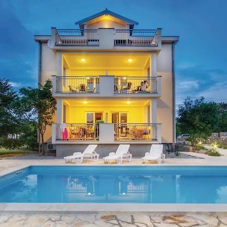 Beautiful In With Wifi Apartamento Pinezići